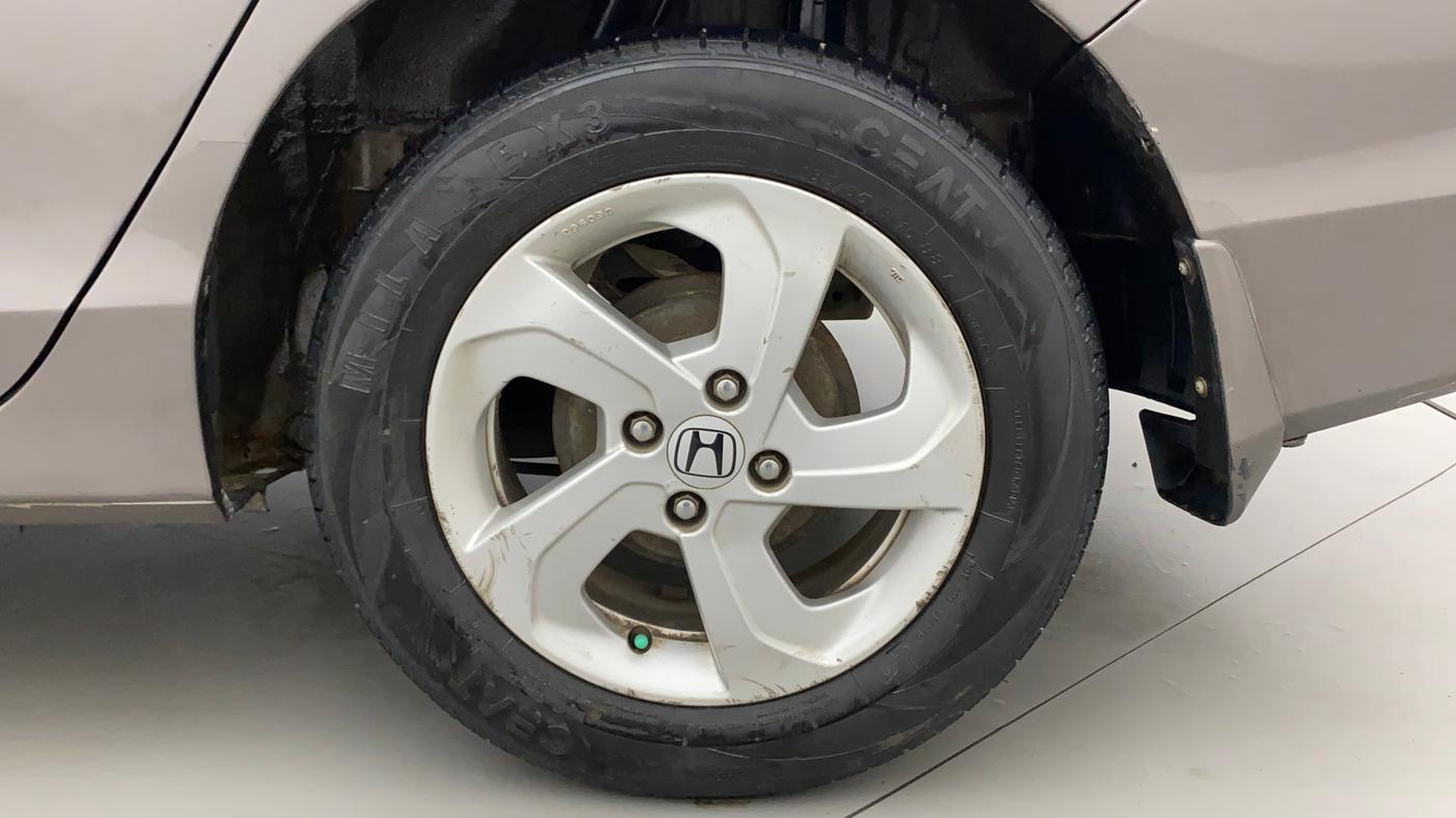 2015 Honda City 1.5L I-DTEC V, Diesel, Manual, 93,999 km, Left Rear Wheel