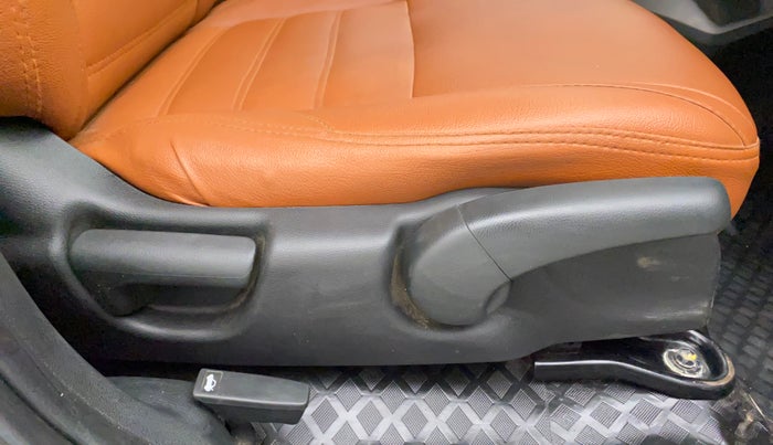 2015 Honda City 1.5L I-DTEC V, Diesel, Manual, 93,999 km, Driver Side Adjustment Panel