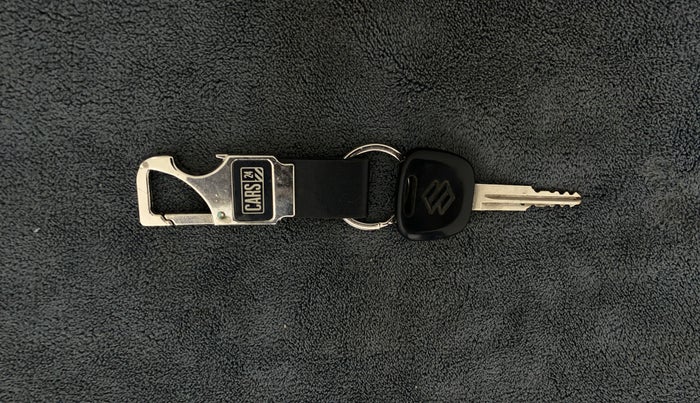 2014 Maruti Eeco 5 STR WITH A/C+HTR, Petrol, Manual, 13,505 km, Key Close Up