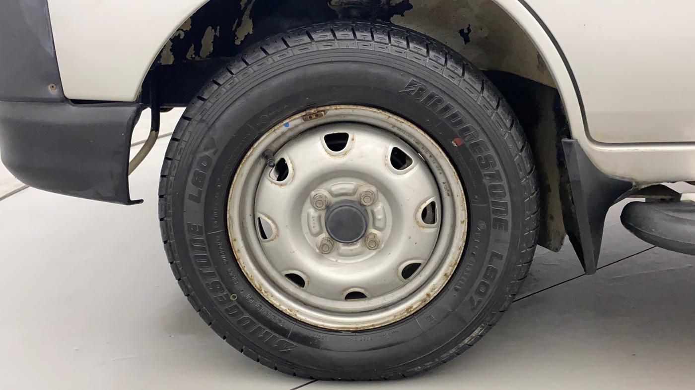 2014 Maruti Eeco 5 STR WITH A/C+HTR, Petrol, Manual, 13,505 km, Left Front Wheel