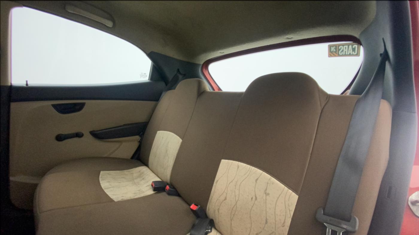 2014 Hyundai Eon MAGNA +, Petrol, Manual, 65,030 km, Right Side Rear Door Cabin
