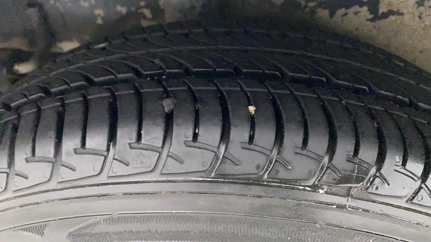2017 Maruti Celerio ZXI AMT, Petrol, Automatic, 83,038 km, Right Rear Tyre Tread