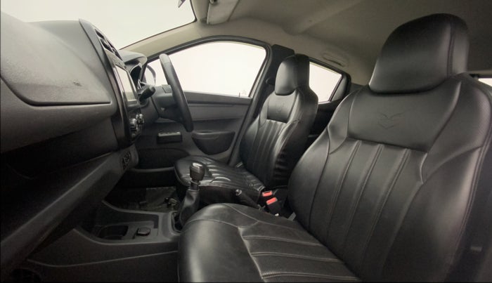 2015 Renault Kwid RXT 0.8, Petrol, Manual, 25,608 km, Right Side Front Door Cabin