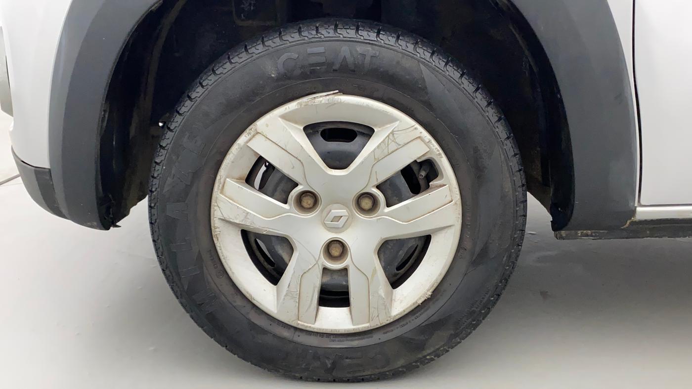 2015 Renault Kwid RXT 0.8, Petrol, Manual, 25,608 km, Left Front Wheel