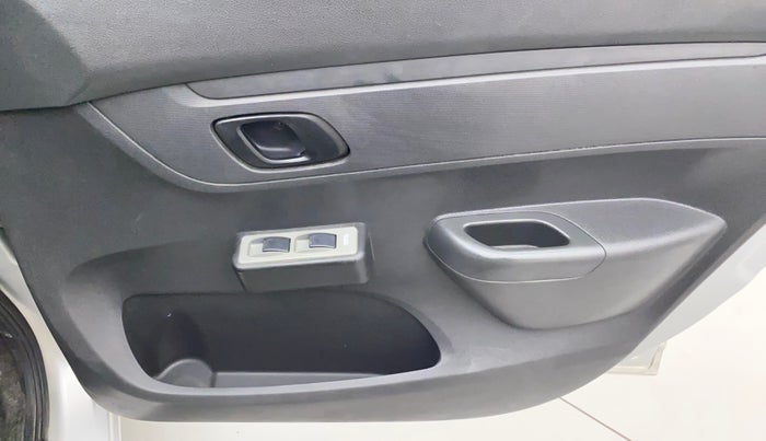 2015 Renault Kwid RXT 0.8, Petrol, Manual, 25,608 km, Driver Side Door Panels Control