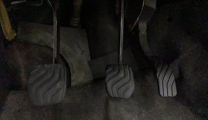 2015 Renault Kwid RXT 0.8, Petrol, Manual, 25,608 km, Pedals