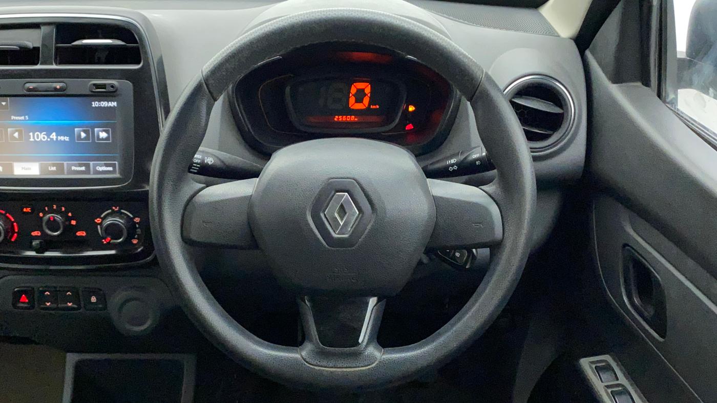 2015 Renault Kwid RXT 0.8, Petrol, Manual, 25,608 km, Steering Wheel Close Up