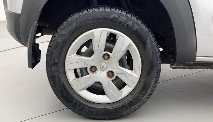 2015 Renault Kwid RXT 0.8, Petrol, Manual, 25,608 km, Right Rear Wheel