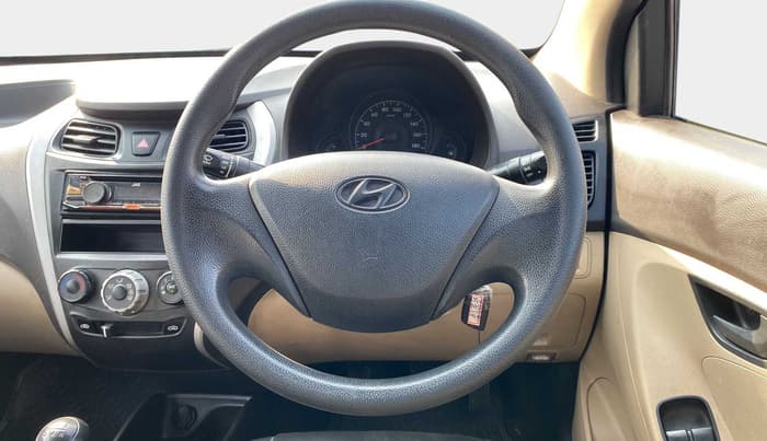 2016 Hyundai Eon ERA +, Petrol, Manual, 79,284 km, Steering Wheel Close Up