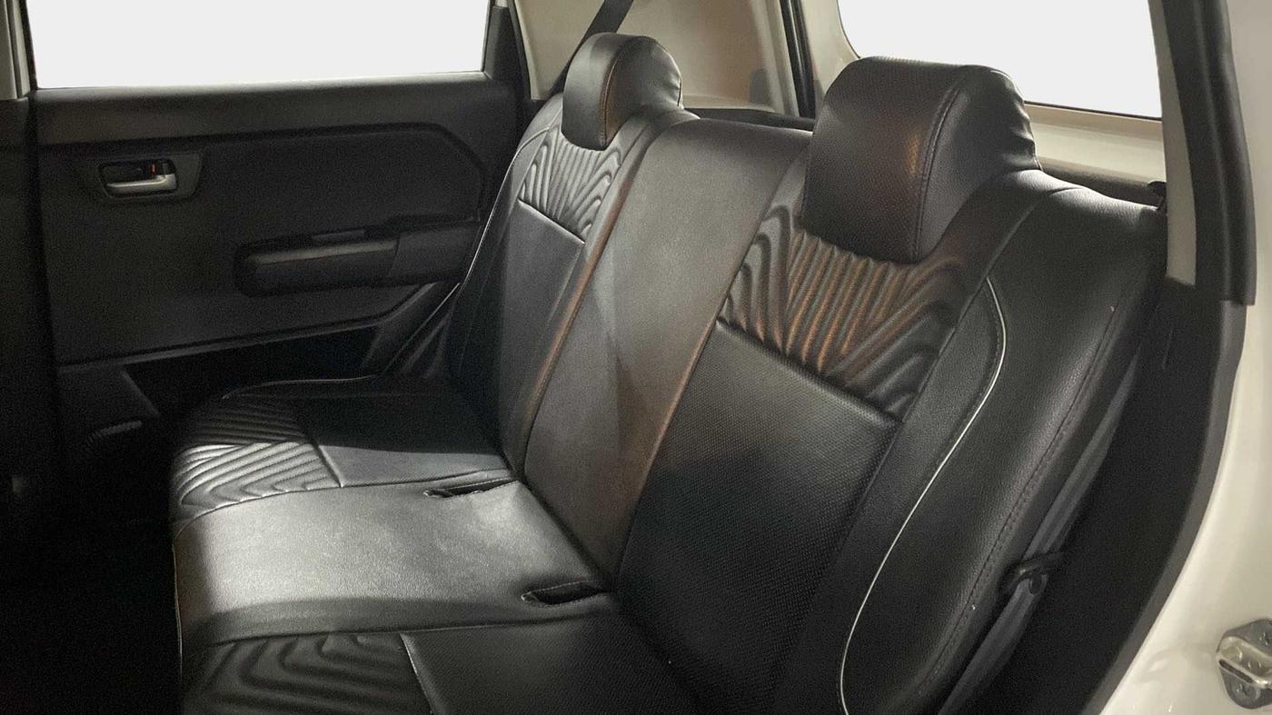 2020 Maruti New Wagon-R VXI 1.2, Petrol, Manual, 28,870 km, Right Side Rear Door Cabin