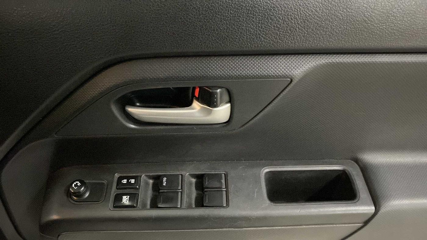 2020 Maruti New Wagon-R VXI 1.2, Petrol, Manual, 28,870 km, Driver Side Door Panels Control