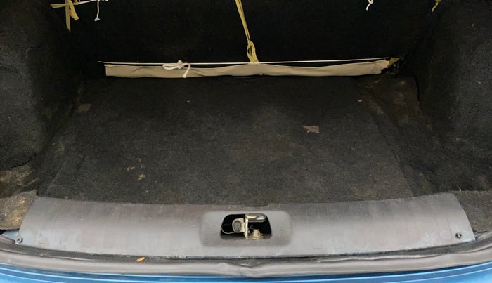 2014 Maruti Swift Dzire VDI, Diesel, Manual, 94,616 km, Boot Inside