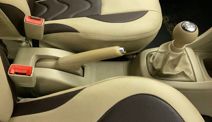 2014 Maruti Swift Dzire VDI, Diesel, Manual, 94,616 km, Gear Lever