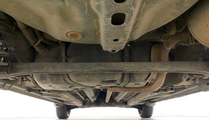 2014 Maruti Swift Dzire VDI, Diesel, Manual, 94,616 km, Rear Underbody