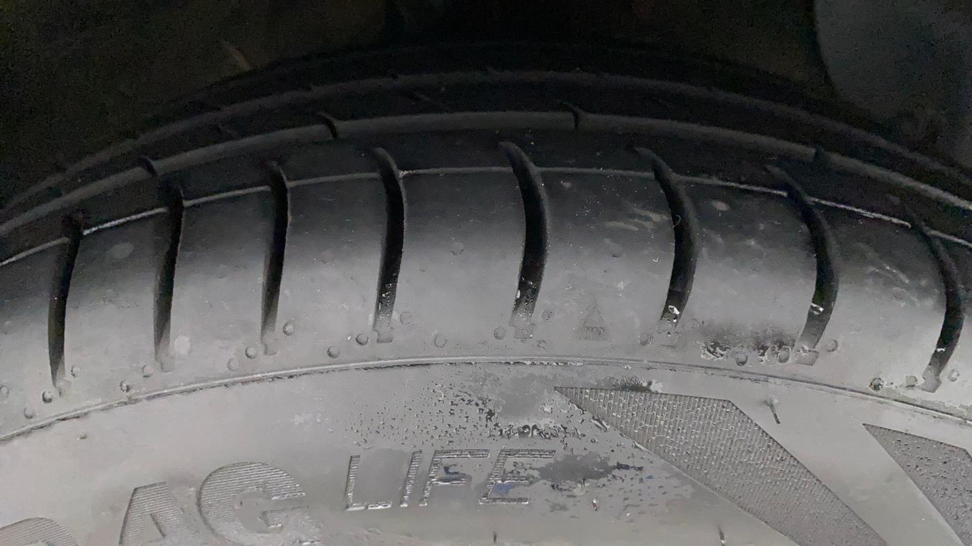2019 Hyundai GRAND I10 NIOS SPORTZ AMT 1.2 KAPPA VTVT, Petrol, Automatic, 44,271 km, Right Front Tyre Tread