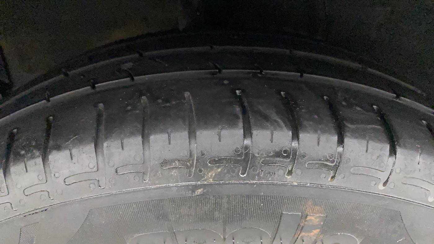 2019 Hyundai GRAND I10 NIOS SPORTZ AMT 1.2 KAPPA VTVT, Petrol, Automatic, 44,271 km, Right Rear Tyre Tread