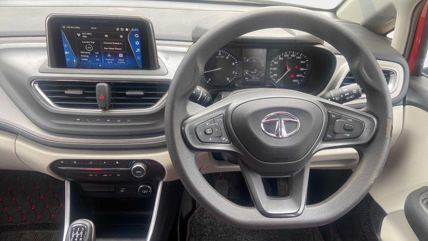 2022 Tata ALTROZ XZ I-TURBO PETROL, Petrol, Manual, 19,400 km, Steering Wheel Close Up