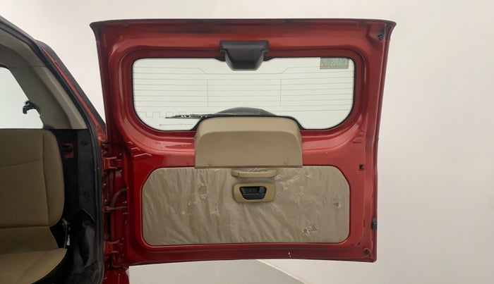 2018 Mahindra TUV 300 PLUS P8, Diesel, Manual, 81,871 km, Boot Door Open