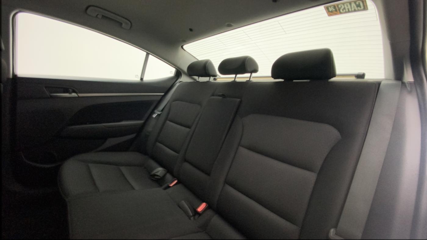 2017 Hyundai New Elantra 2.0 SX MT PETROL, Petrol, Manual, 92,776 km, Right Side Rear Door Cabin