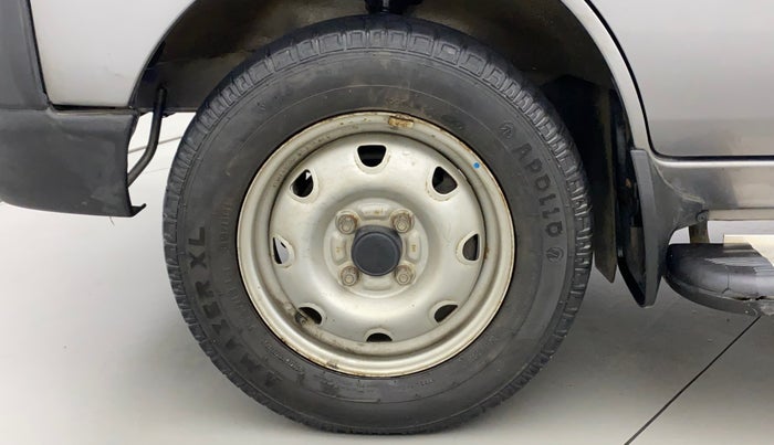 2018 Maruti Eeco 5 STR WITH A/C+HTR, Petrol, Manual, 31,854 km, Left Front Wheel