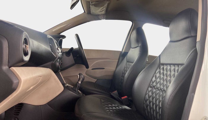 2018 Hyundai NEW SANTRO MAGNA AMT, Petrol, Automatic, 92,230 km, Right Side Front Door Cabin