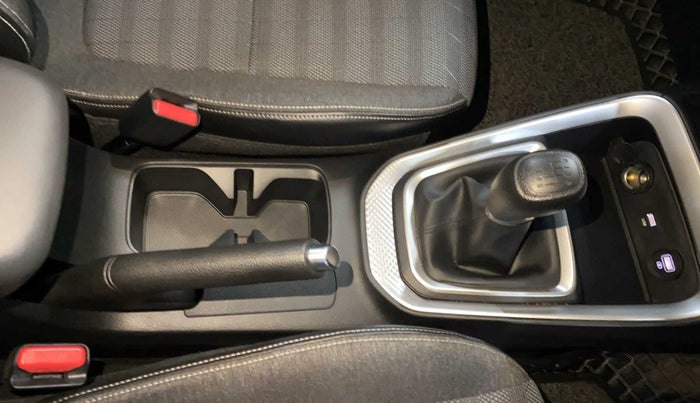 2022 KIA SONET HTK PLUS 1.0 IMT, Petrol, Manual, 1,319 km, Gear Lever