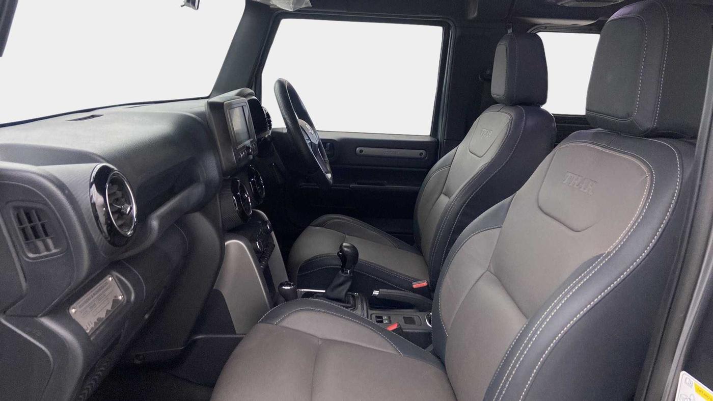 2021 Mahindra Thar LX PETROL HT 4WD AT, Petrol, Automatic, 7,570 km, Right Side Front Door Cabin