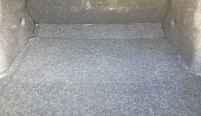 2019 Maruti Ciaz DELTA AT 1.5 SHVS PETROL, Petrol, Automatic, 22,781 km, Boot Inside