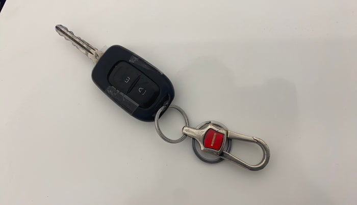 2021 Nissan MAGNITE XL TURBO, Petrol, Manual, 71,037 km, Key Close Up