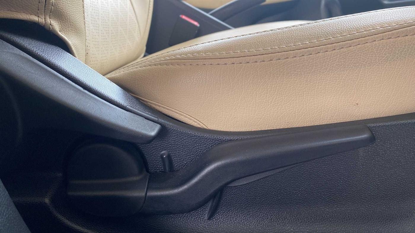 2021 Honda City 1.5L I-VTEC VX, Petrol, Manual, 38,778 km, Driver Side Adjustment Panel