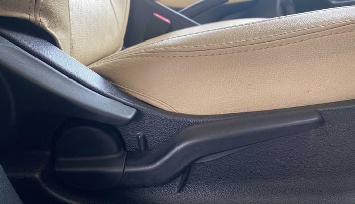 2021 Honda City 1.5L I-VTEC VX, Petrol, Manual, 38,778 km, Driver Side Adjustment Panel