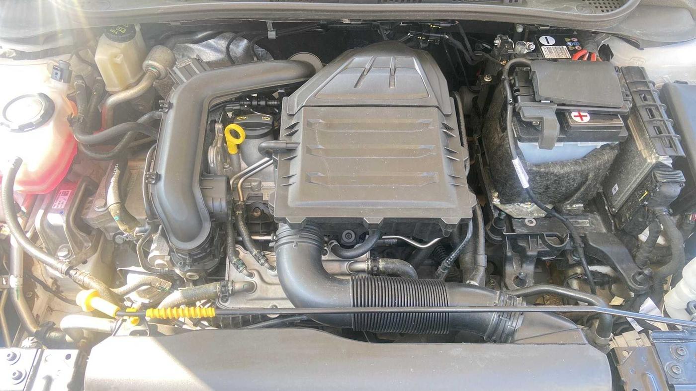 2022 Skoda SLAVIA AMBITION 1.0L TSI MT, Petrol, Manual, 19,819 km, Open Bonet