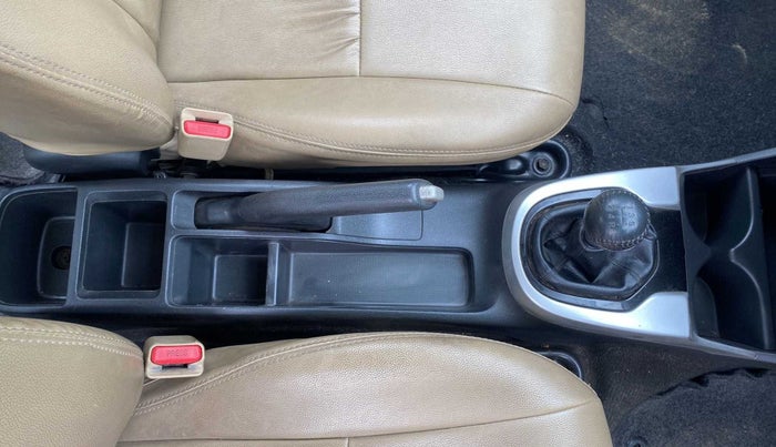 2017 Honda Jazz 1.2L I-VTEC V, Petrol, Manual, 34,456 km, Gear Lever