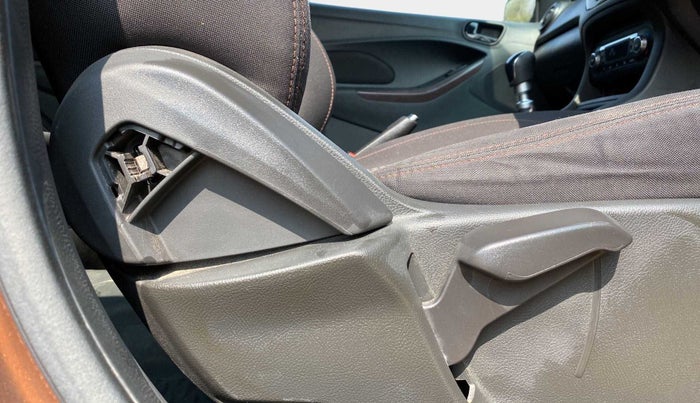 2021 Ford FREESTYLE TITANIUM PLUS 1.5 DIESEL, Diesel, Manual, 29,148 km, Driver Side Adjustment Panel