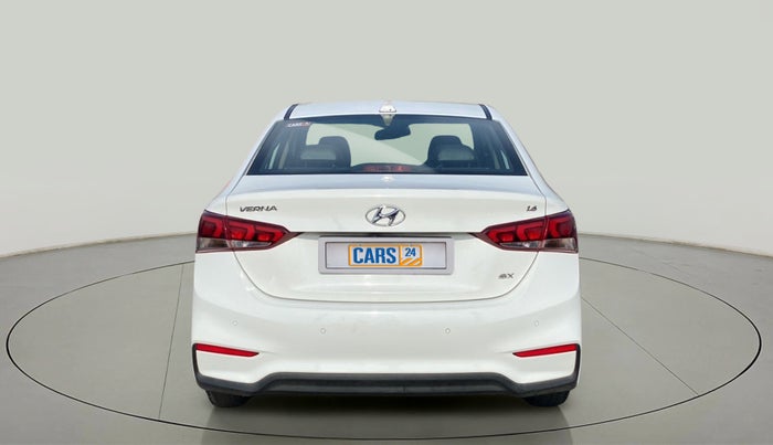 2018 Hyundai Verna 1.6 VTVT SX O, Petrol, Manual, 62,011 km, Back/Rear