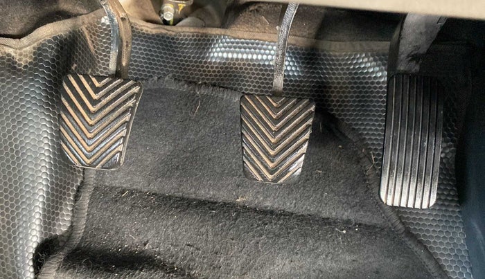 2018 Hyundai Verna 1.6 VTVT SX O, Petrol, Manual, 62,011 km, Pedals