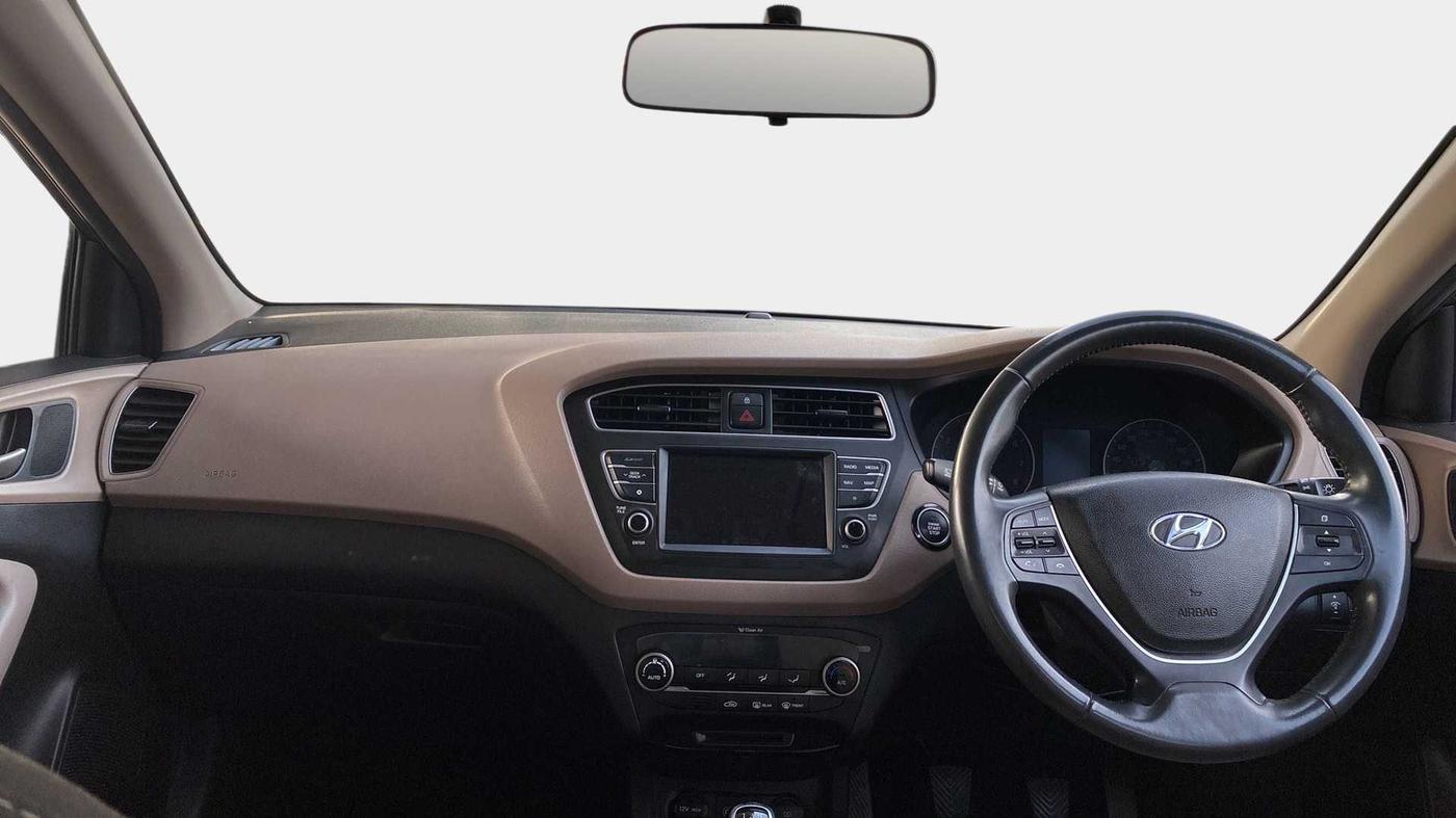 2018 Hyundai Elite i20 ASTA 1.2 (O), Petrol, Manual, 36,311 km, Dashboard