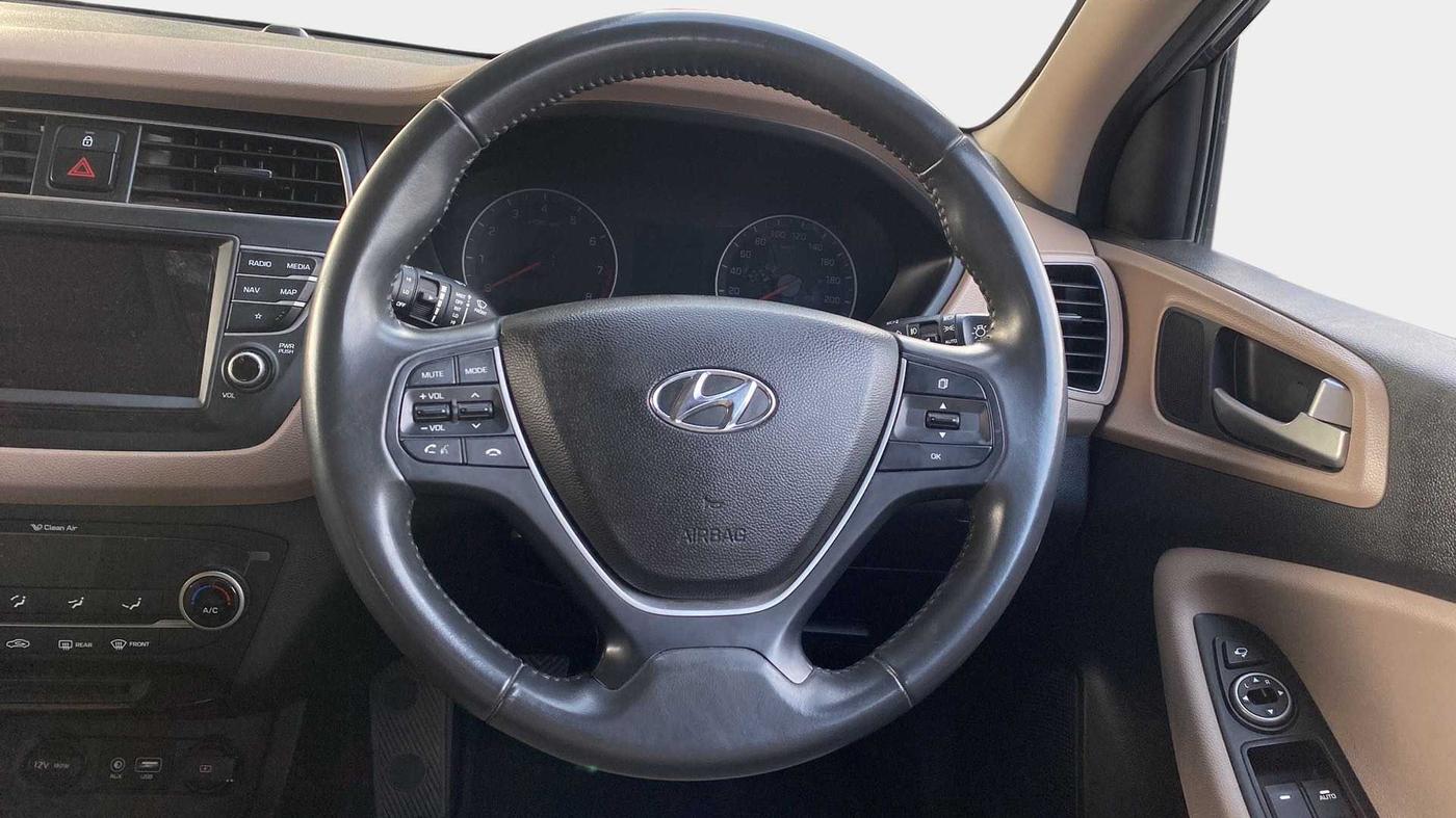 2018 Hyundai Elite i20 ASTA 1.2 (O), Petrol, Manual, 36,311 km, Steering Wheel Close Up