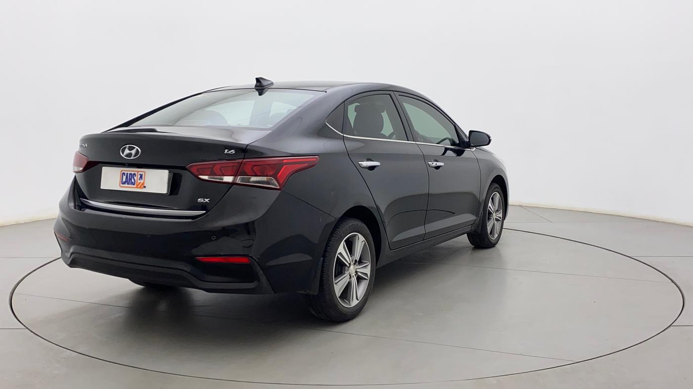 2017 Hyundai Verna 1.6 VTVT SX O, Petrol, Manual, 32,028 km, Right Back Diagonal