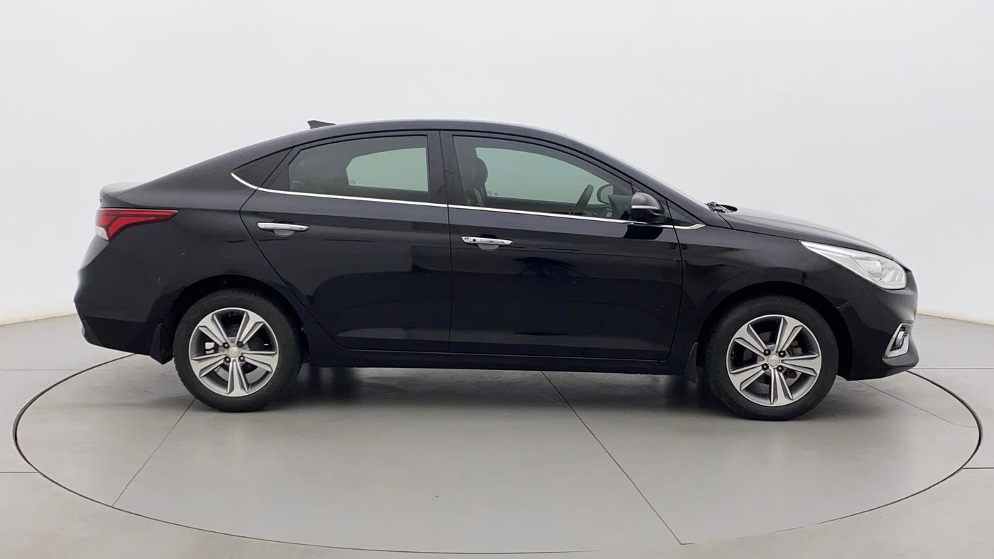 2017 Hyundai Verna 1.6 VTVT SX O, Petrol, Manual, 32,028 km, Right Side View