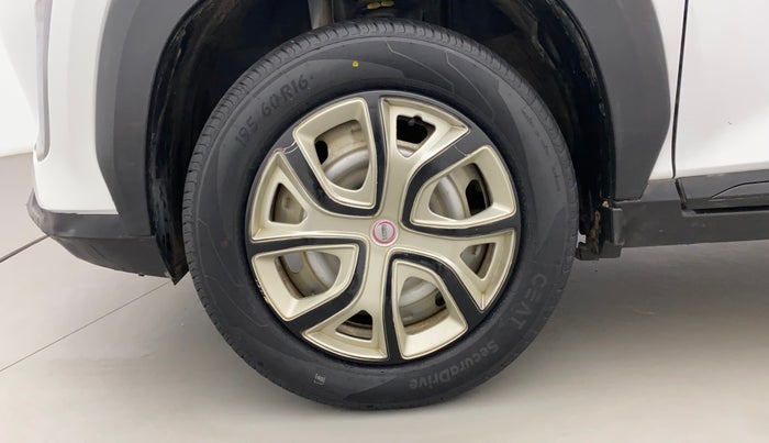 2022 Nissan MAGNITE XE, Petrol, Manual, 20,005 km, Left Front Wheel