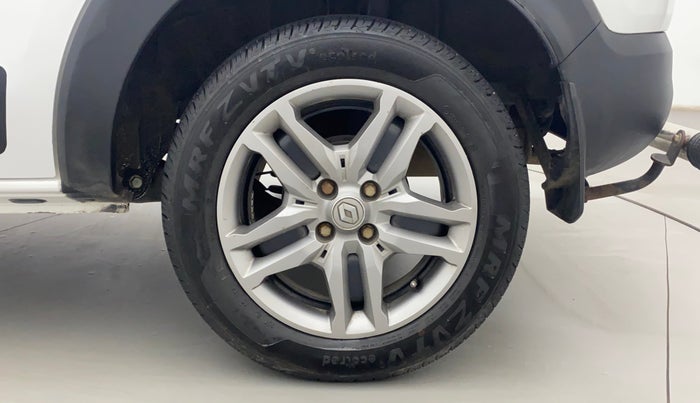 2021 Renault TRIBER RXZ, Petrol, Manual, 34,767 km, Left Rear Wheel