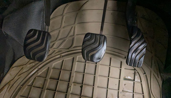 2018 Datsun Redi Go T(O) 1.0L LIMITED EDITION, Petrol, Manual, 90,229 km, Pedals