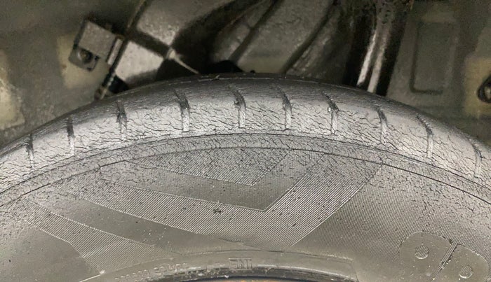 2020 Hyundai VENUE S 1.2, Petrol, Manual, 72,978 km, Left Rear Tyre Tread