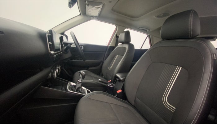 2022 Hyundai VENUE SX 1.0 (O) TURBO IMT, Petrol, Manual, 18,093 km, Right Side Front Door Cabin