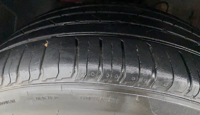 2022 Hyundai VENUE SX 1.0 (O) TURBO IMT, Petrol, Manual, 18,093 km, Left Front Tyre Tread