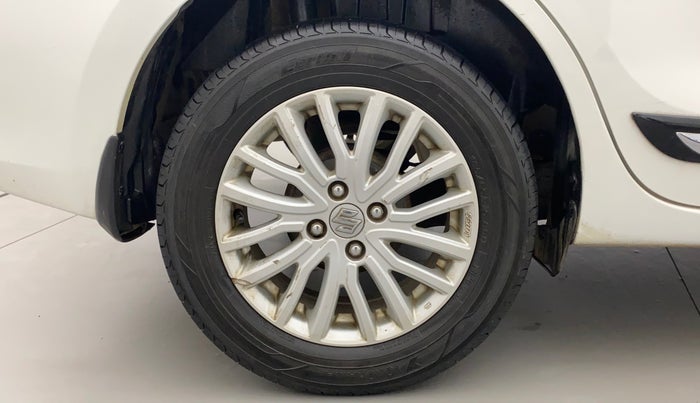 2018 Maruti Dzire ZDI AMT, Diesel, Automatic, 1,13,652 km, Right Rear Wheel