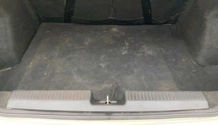 2018 Maruti Dzire ZDI AMT, Diesel, Automatic, 1,13,652 km, Boot Inside