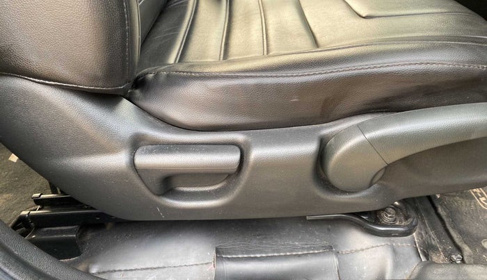 2018 Honda WR-V 1.2L I-VTEC EDGE EDITION, Petrol, Manual, 67,052 km, Driver Side Adjustment Panel