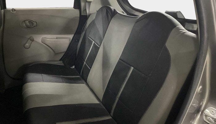 2016 Datsun Go T, Petrol, Manual, 69,877 km, Right Side Rear Door Cabin